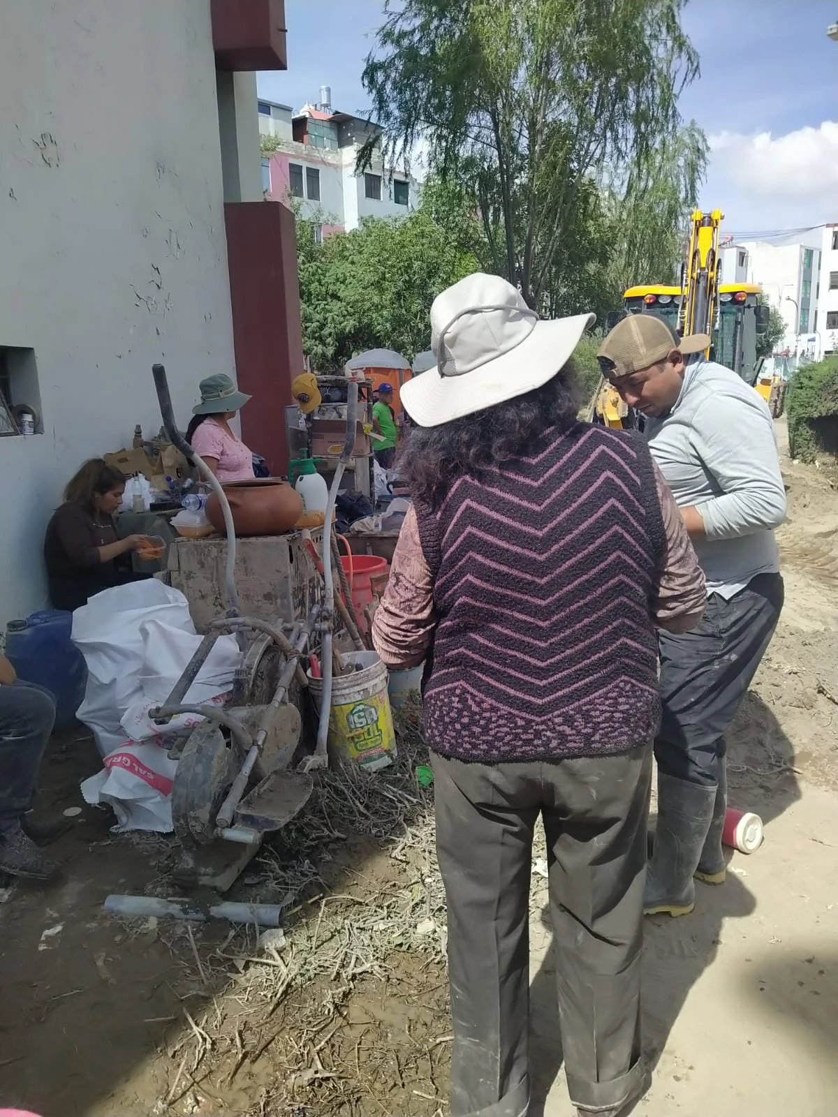 Apoyo a familias afectadas por lluvias Apoyo a familias afectadas 3